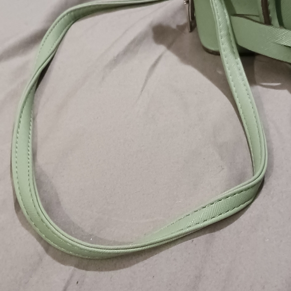 Like-New STEVE MADDEN Crossbody Bag - Picture 9 of 14